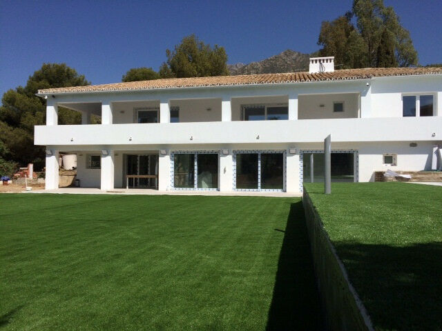 Detached Villa Sierra Blanca Málaga - image 19