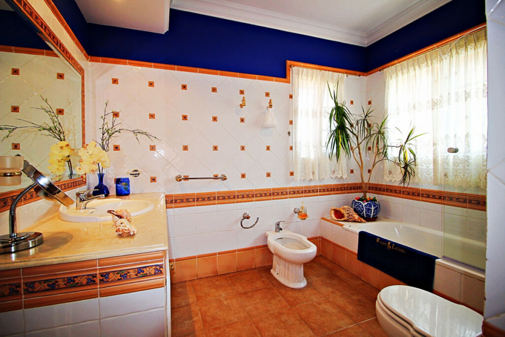 Detached Villa San Pedro de Alcántara Málaga - image 21
