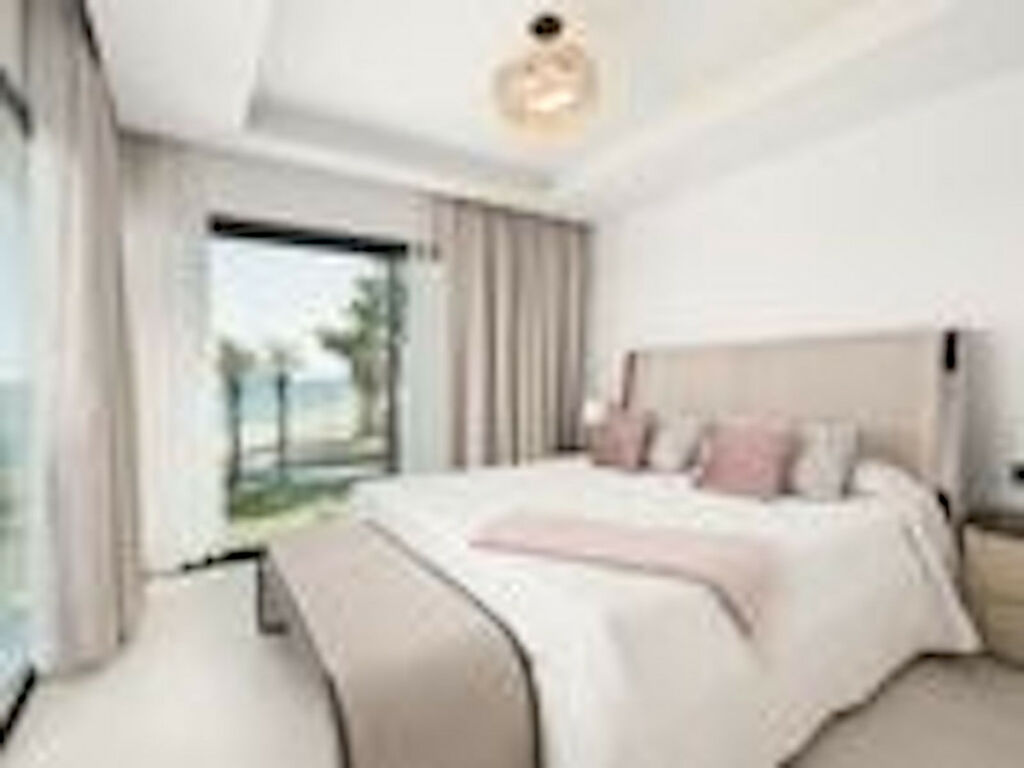 Townhouse Estepona Málaga - image 25