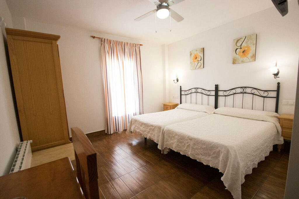 Hotel Tolox Málaga - image 25