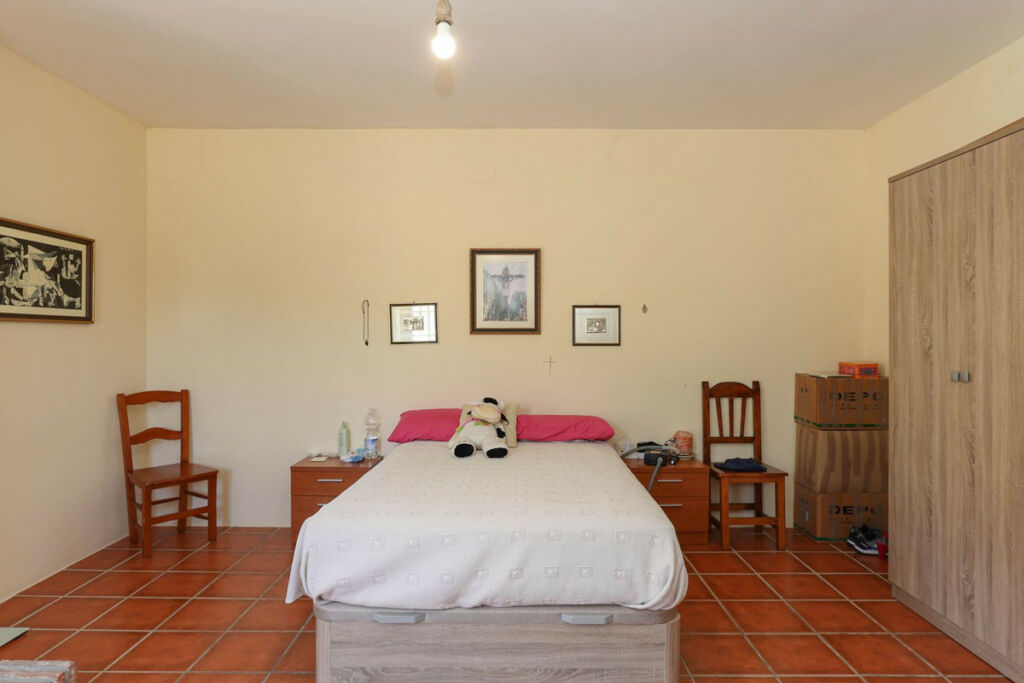 Detached Villa Casarabonela Málaga - image 22