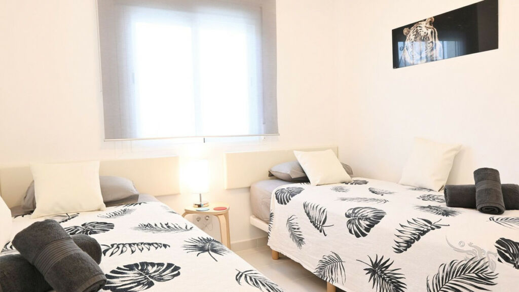 Semi-Detached House Costabella Málaga - image 29