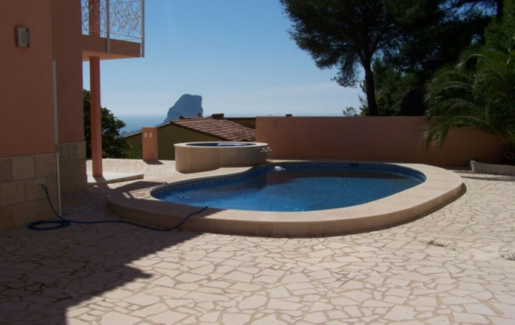 Detached Villa Calpe Alicante - image 3