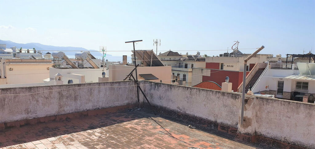Semi-Detached House Nerja Málaga - image 3