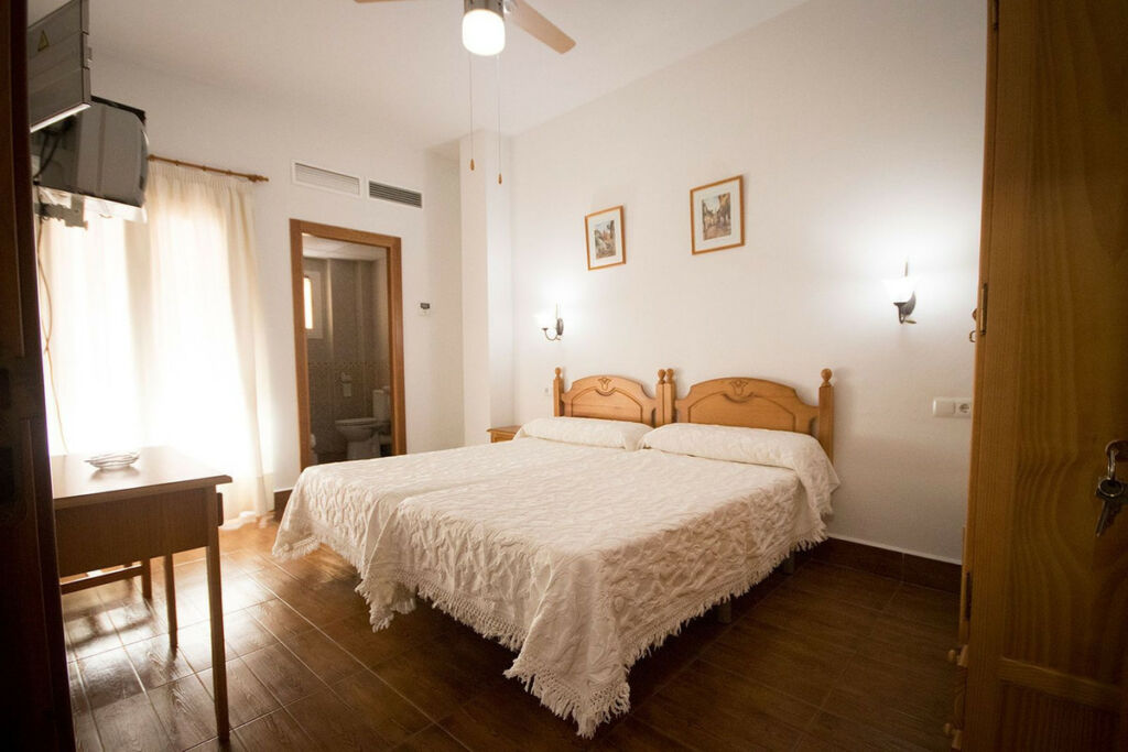 Hotel Tolox Málaga - image 30