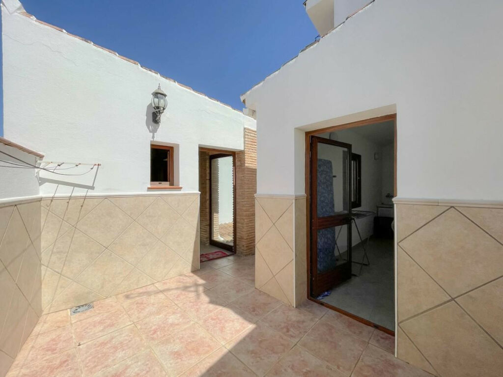 Townhouse Alozaina Málaga - image 33