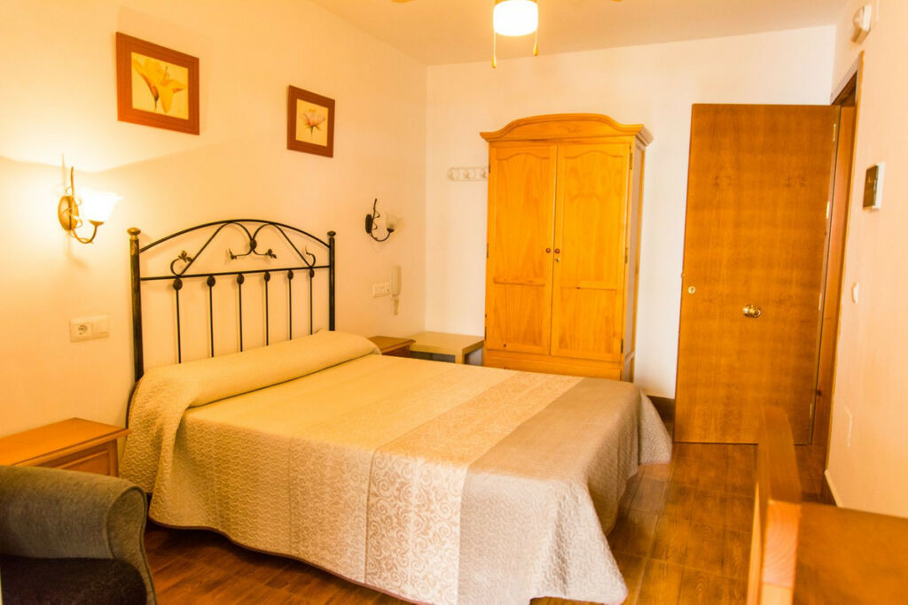 Hotel Tolox Málaga - image 35