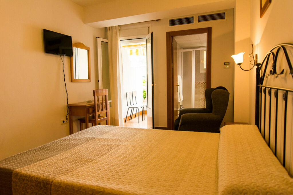 Hotel Tolox Málaga - image 36