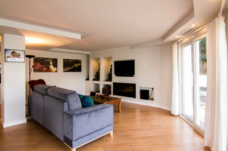 Detached Villa La Mairena Málaga - image 4