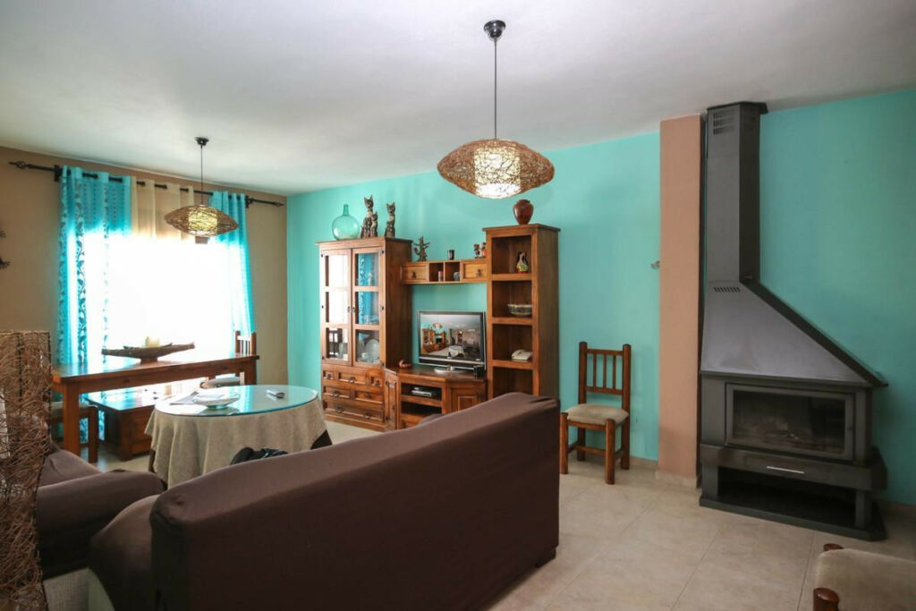 Townhouse Alozaina Málaga - image 4