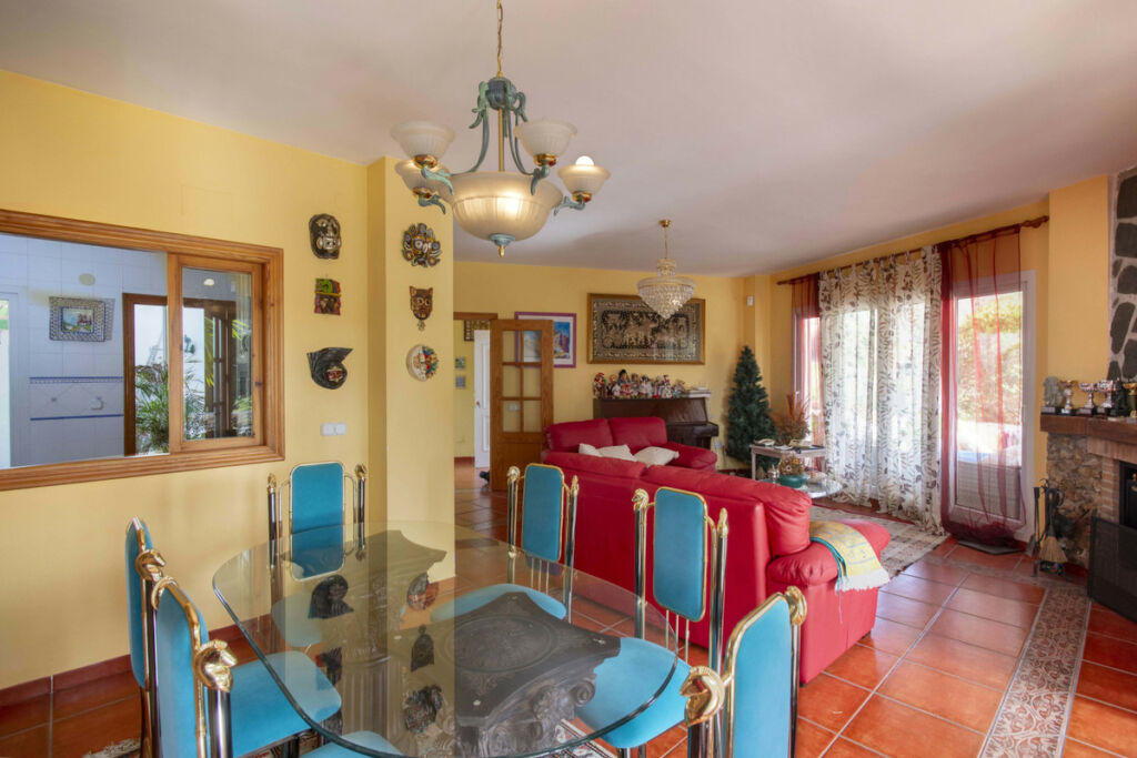 Detached Villa Reserva de Marbella Málaga - image 4