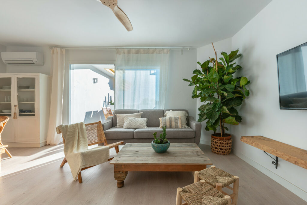 Penthouse Calahonda Málaga - image 4