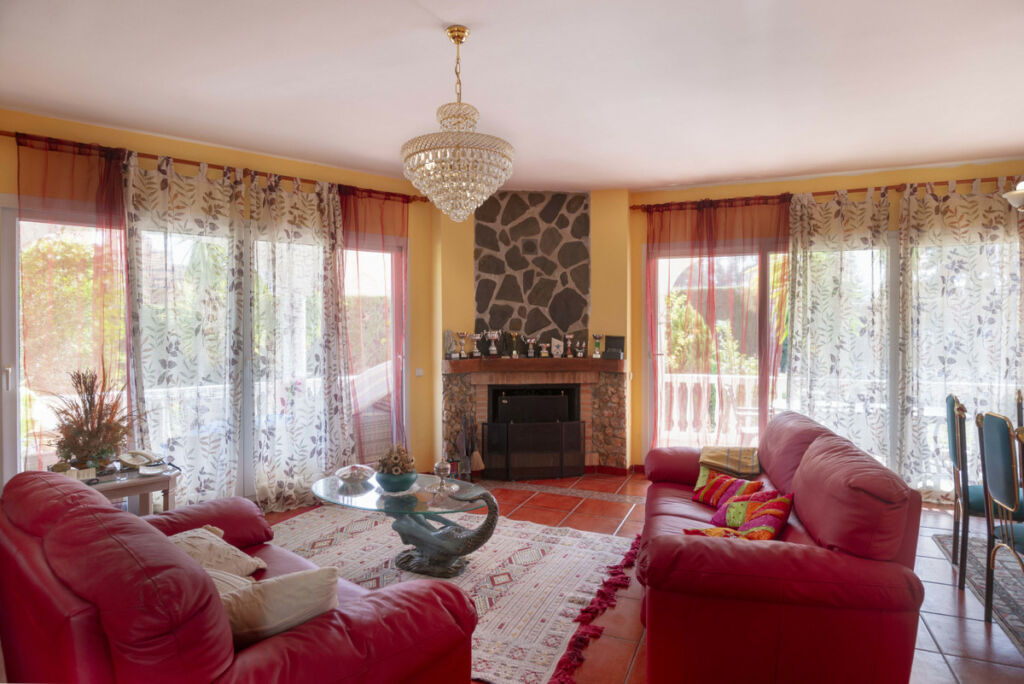 Detached Villa Reserva de Marbella Málaga - image 5