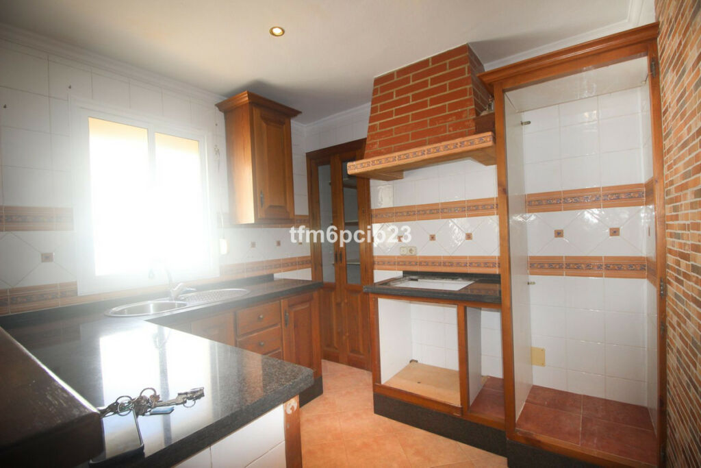 Townhouse Manilva Málaga - image 6