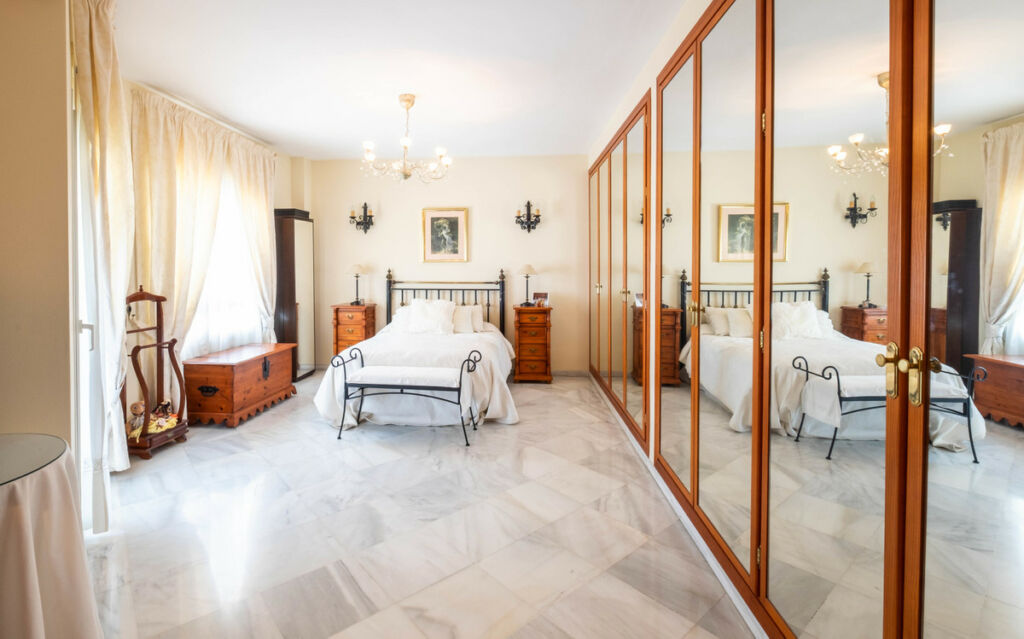 Townhouse Fuengirola Málaga - image 5