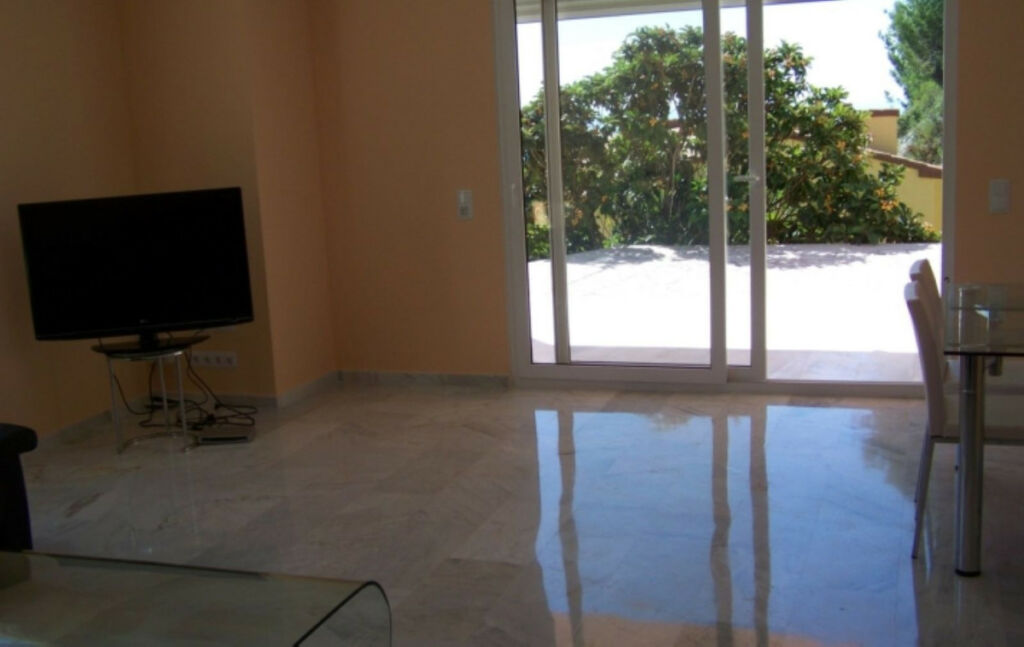Detached Villa Calpe Alicante - image 5