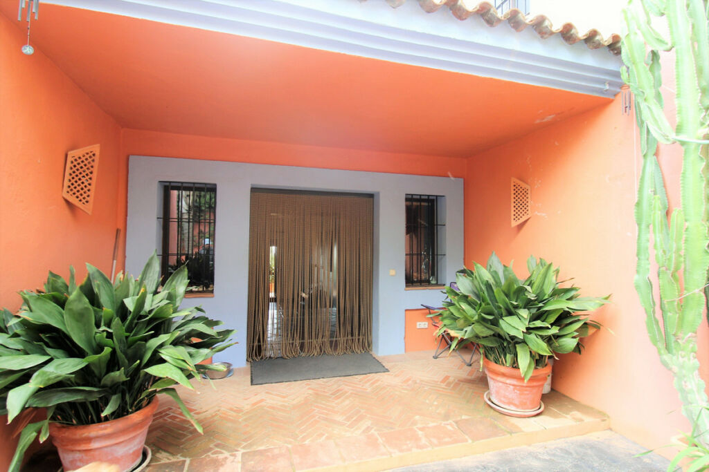 Detached Villa New Golden Mile Málaga - image 56