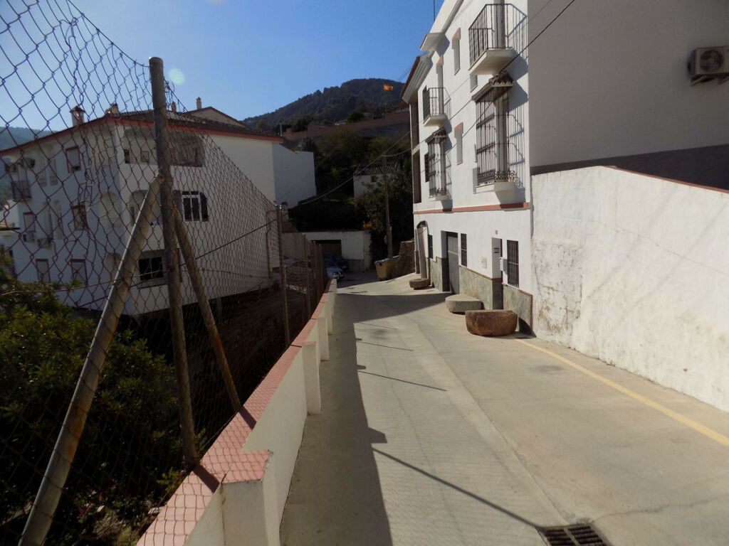 Townhouse Tolox Málaga - image 6