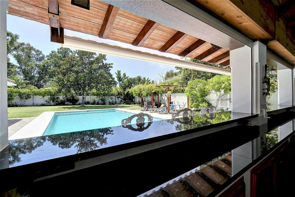 Detached Villa Costalita Málaga - image 6