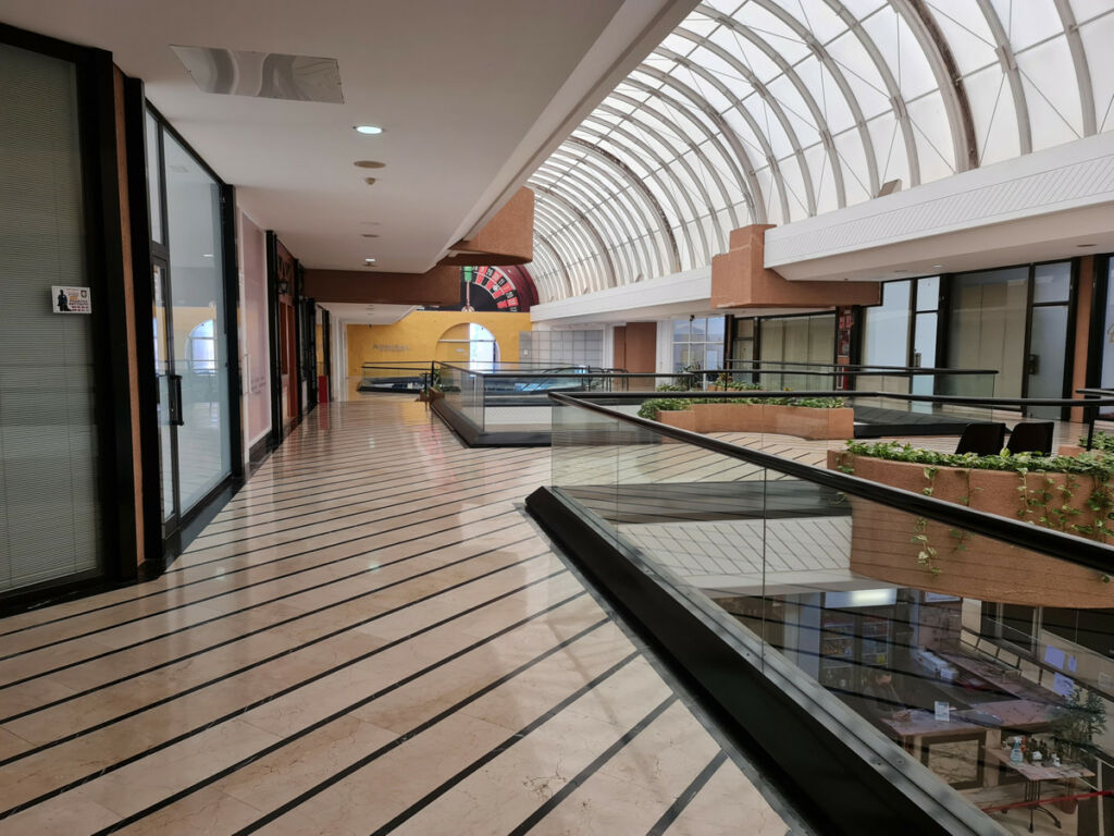 Office Puerto Banús Málaga - image 6