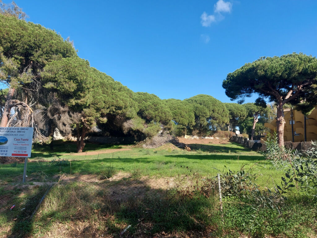 Residential Plot Elviria Málaga - image 6