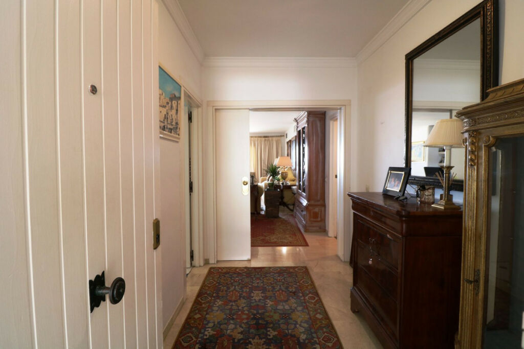Middle Floor Apartment Marbella Málaga - image 7