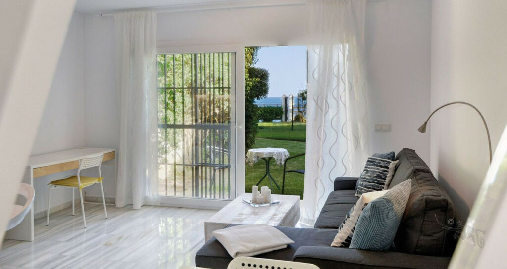 Ground Floor Apartment Calahonda Málaga - image 7
