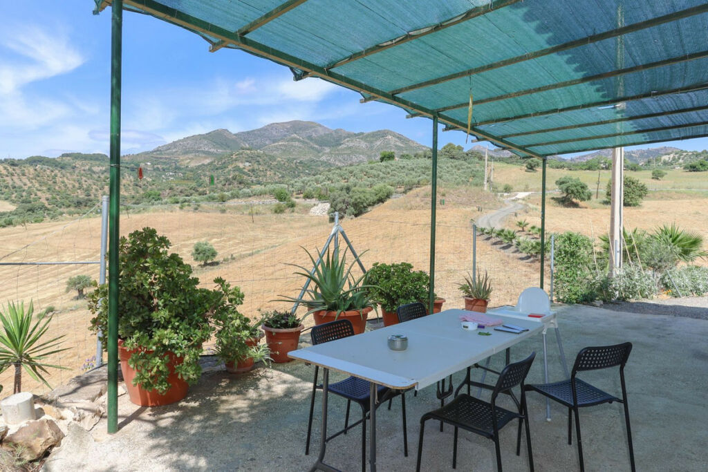 Detached Villa Casarabonela Málaga - image 8