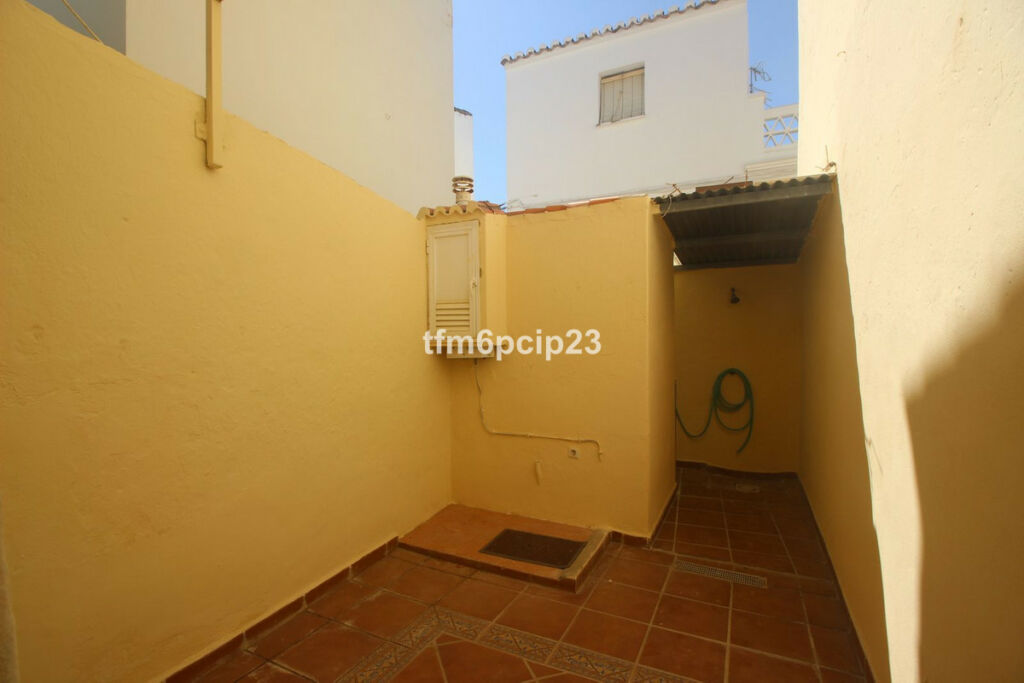 Townhouse Manilva Málaga - image 9