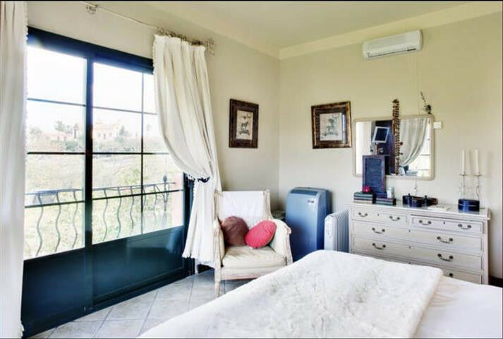 Detached Villa San Pedro de Alcántara Málaga - image 8