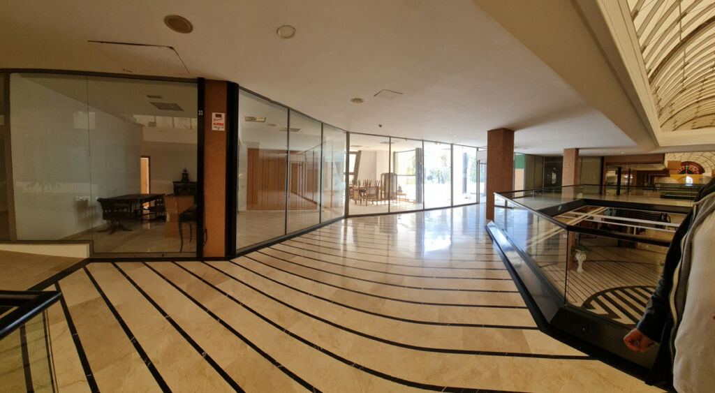 Office Puerto Banús Málaga - image 9