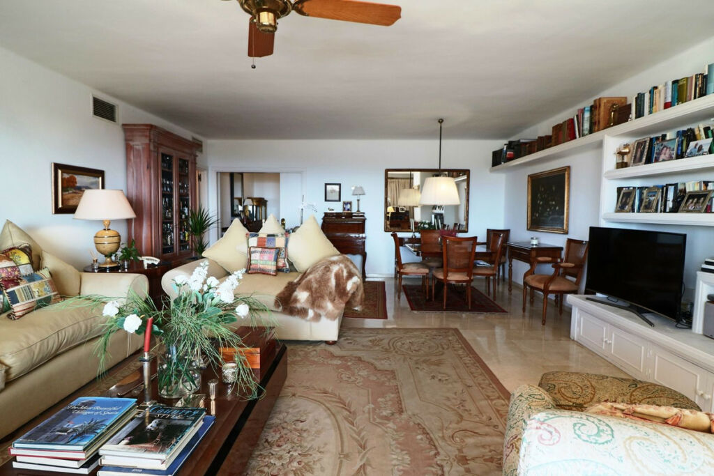 Middle Floor Apartment Marbella Málaga - image 9