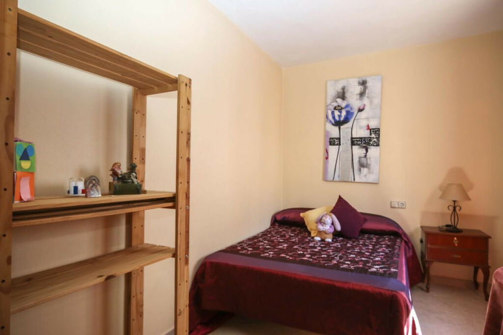 Townhouse Alozaina Málaga - image 9
