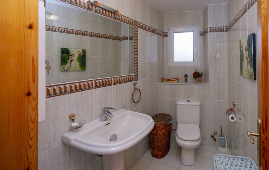 Detached Villa Reserva de Marbella Málaga - image 9