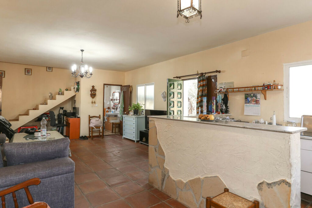 Detached Villa Casarabonela Málaga - image 9