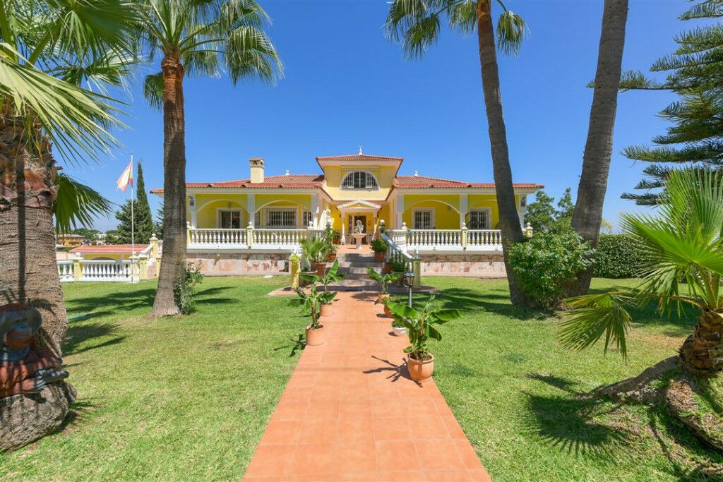 Detached Villa Alhaurín de la Torre Málaga