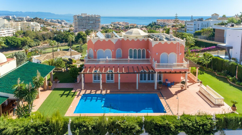 Detached Villa Benalmadena Málaga