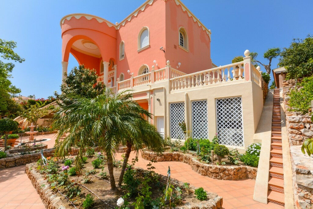 Detached Villa Benalmadena Málaga - image 10