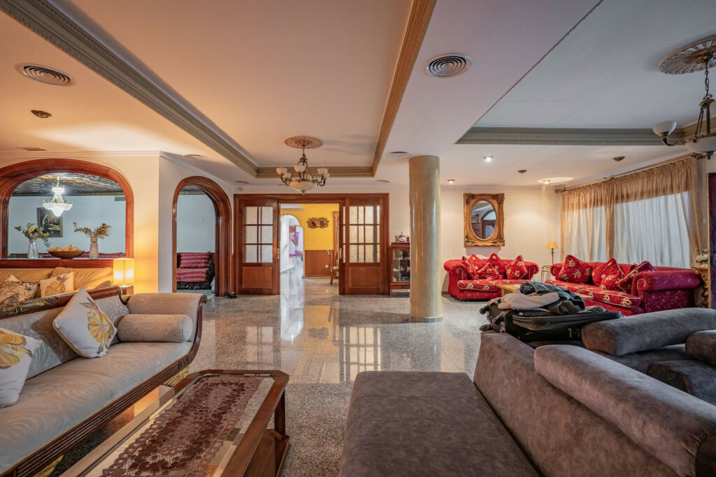 Detached Villa Benalmadena Pueblo Málaga - image 10