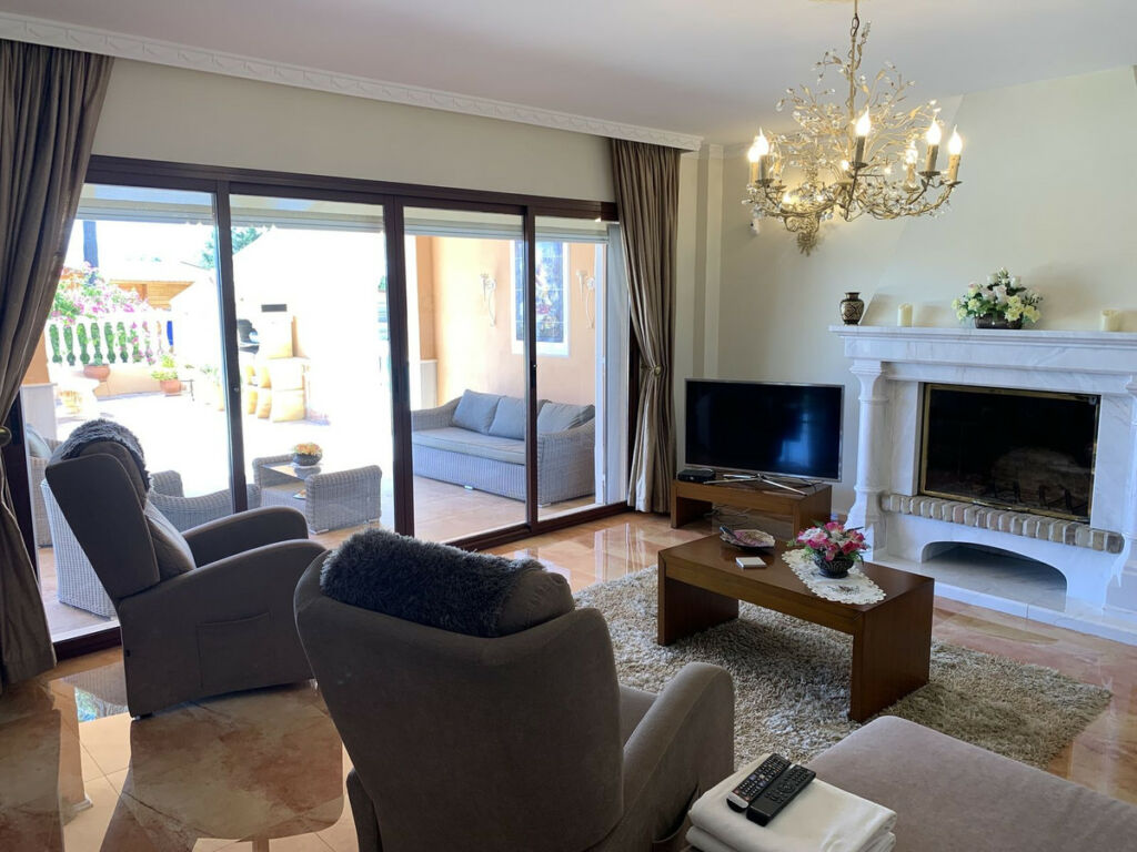 Detached Villa Coín Málaga - image 5