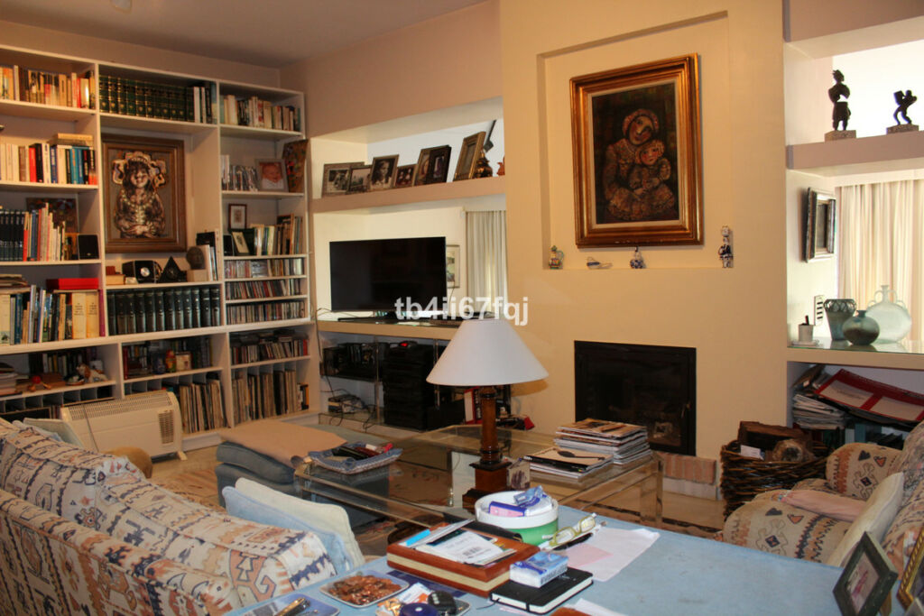 Detached Villa Atalaya Málaga - image 12