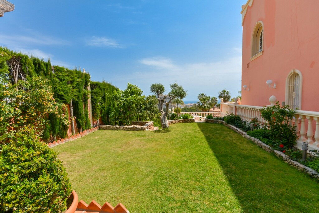 Detached Villa Benalmadena Málaga - image 13