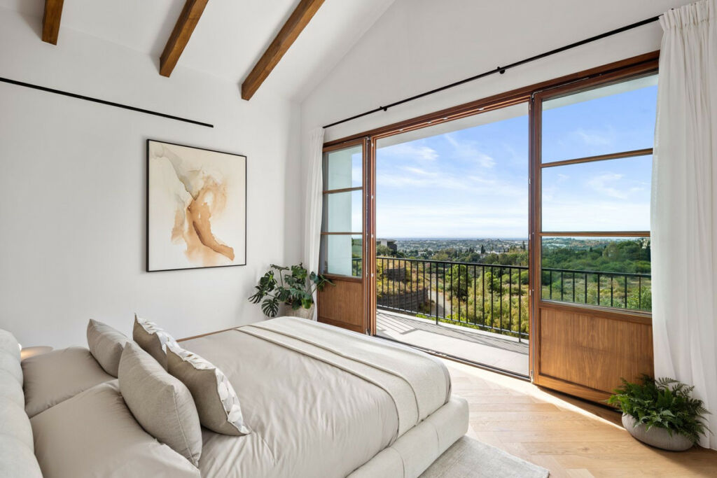 Detached Villa La Quinta Málaga - image 14