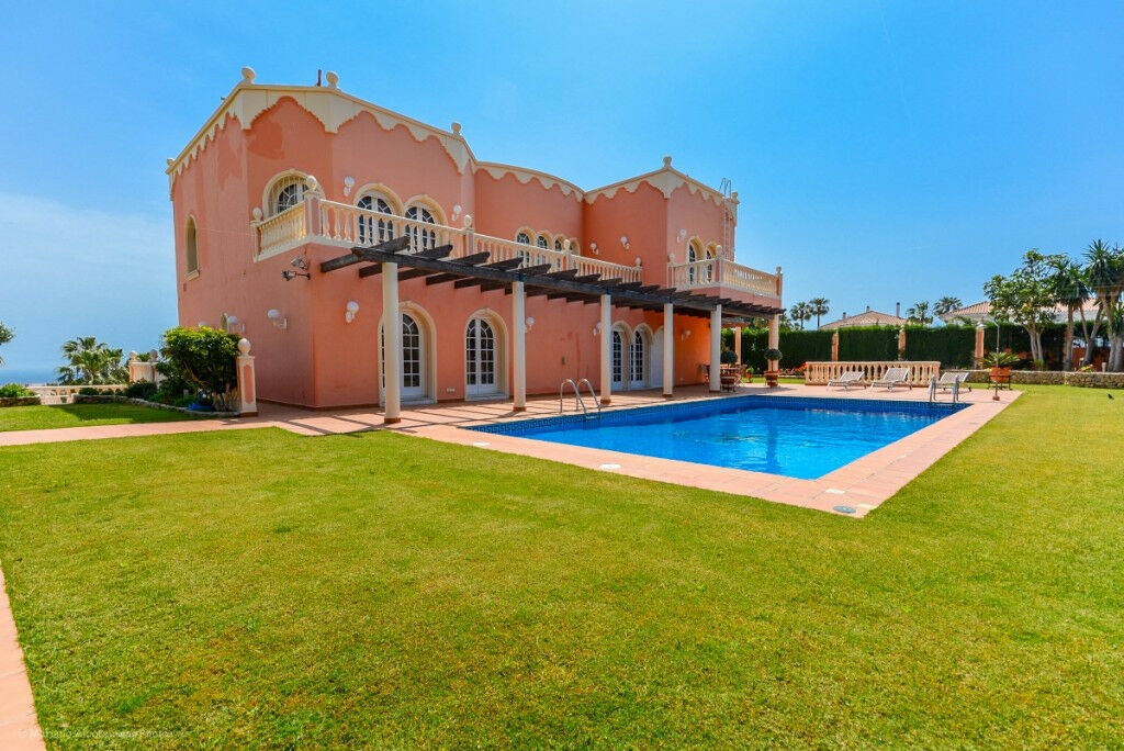 Detached Villa Benalmadena Málaga - image 17