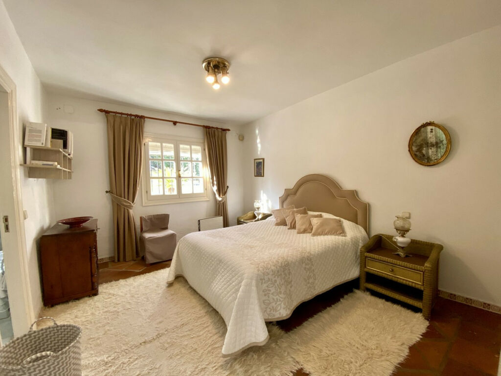 Detached Villa Benahavís Málaga - image 17