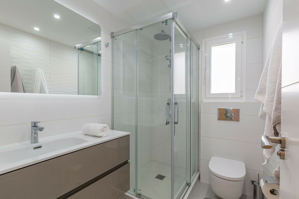 Middle Floor Apartment Estepona Málaga - image 18