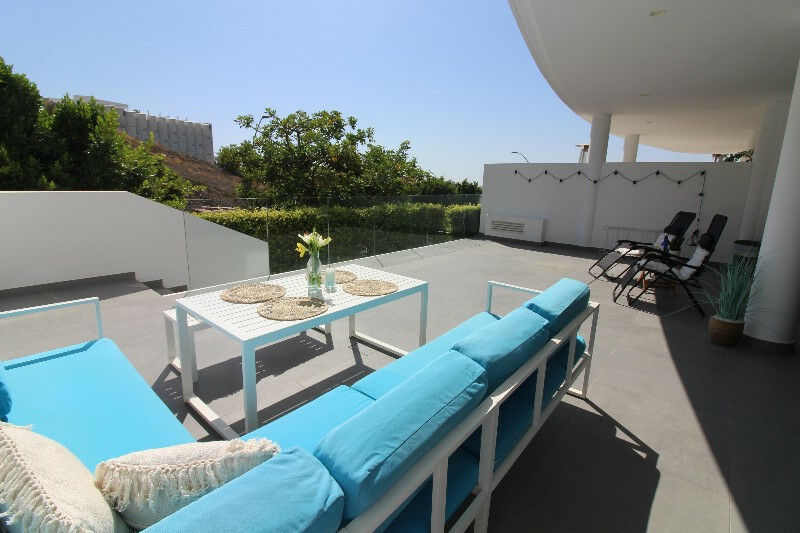 Ground Floor Apartment Fuengirola Málaga - image 3