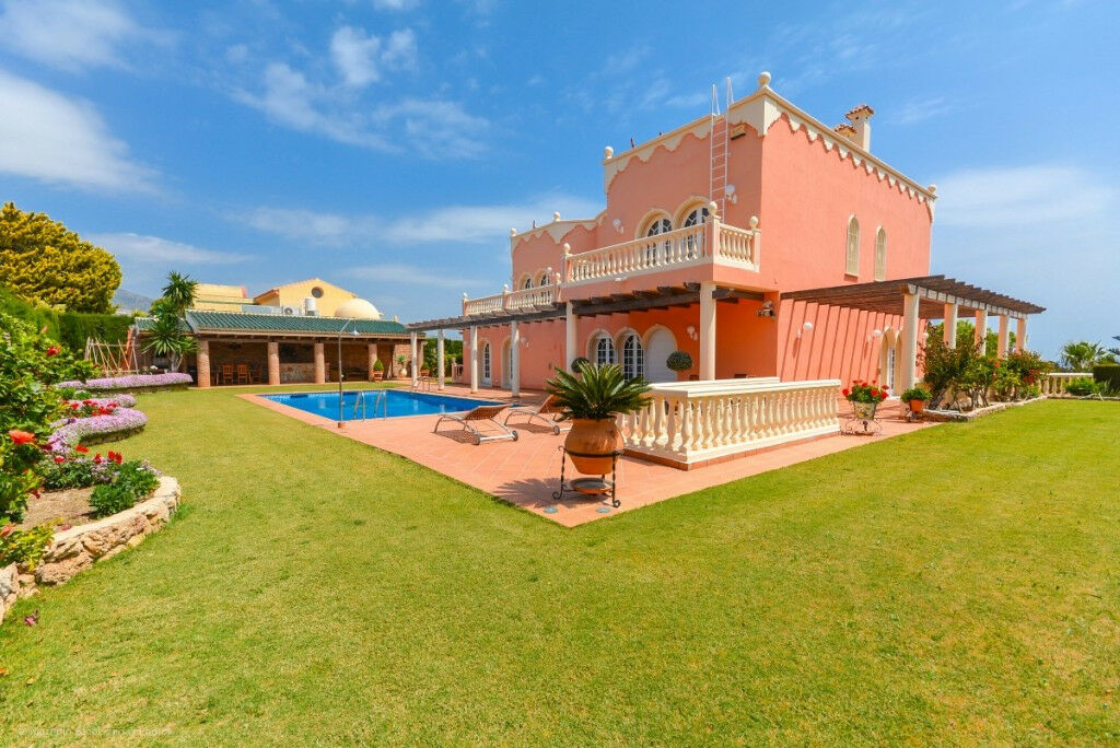 Detached Villa Benalmadena Málaga - image 21