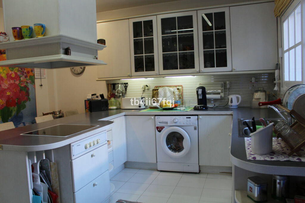 Detached Villa Atalaya Málaga - image 22