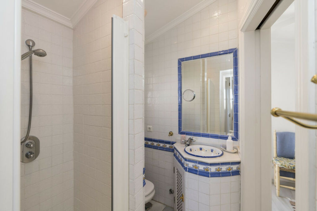 Semi-Detached House Estepona Málaga - image 24